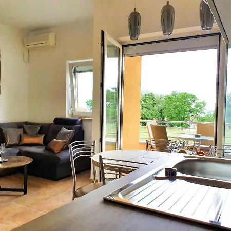 Apartamento Lastovka Posesi